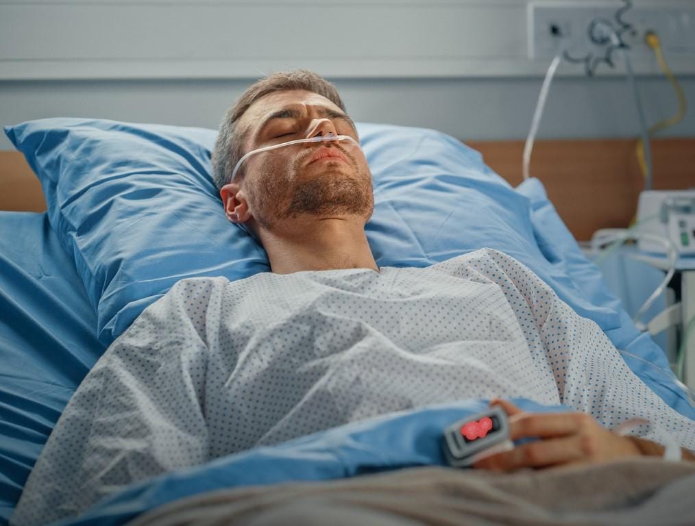 US COVID-19 cases drop, but hospitalizations in unvaccinated still high | CIDRAP US COVID-19 cases drop, but hospitalizations in unvaccinated still high | CIDRAP